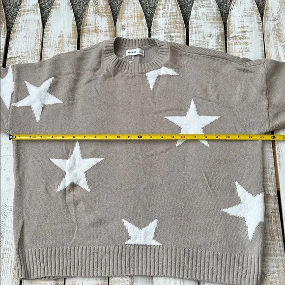Hollister Sweater Size S Star Print - Picture 4 of 6